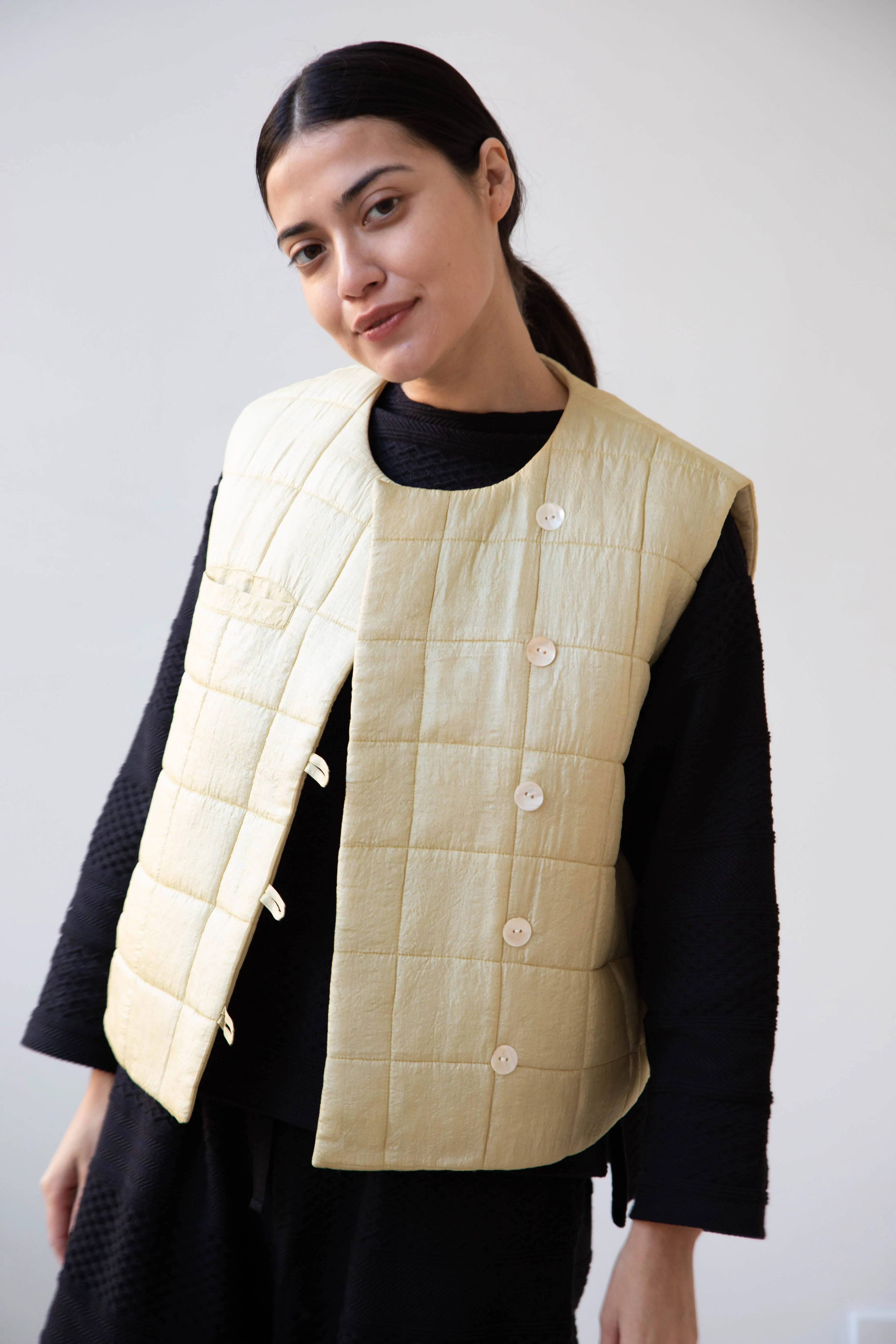 Anaak Ledha Quilted Vest in Sulphur Tussar Silk