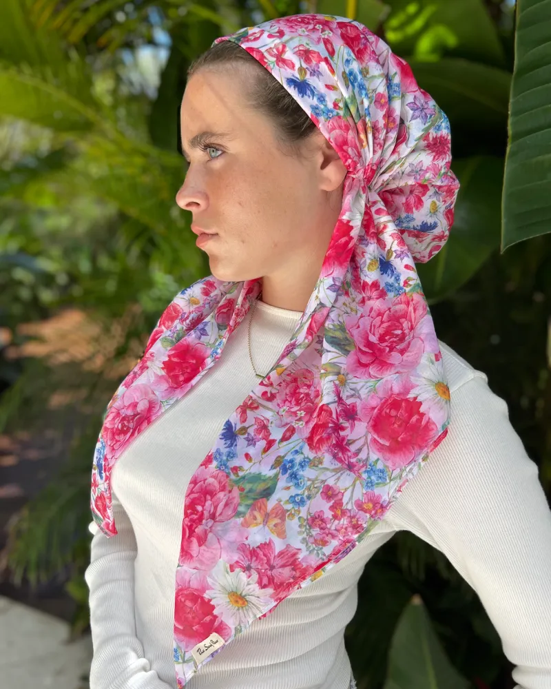 Botanical Garden Classic Pre-Tied Bandanna with Full Grip