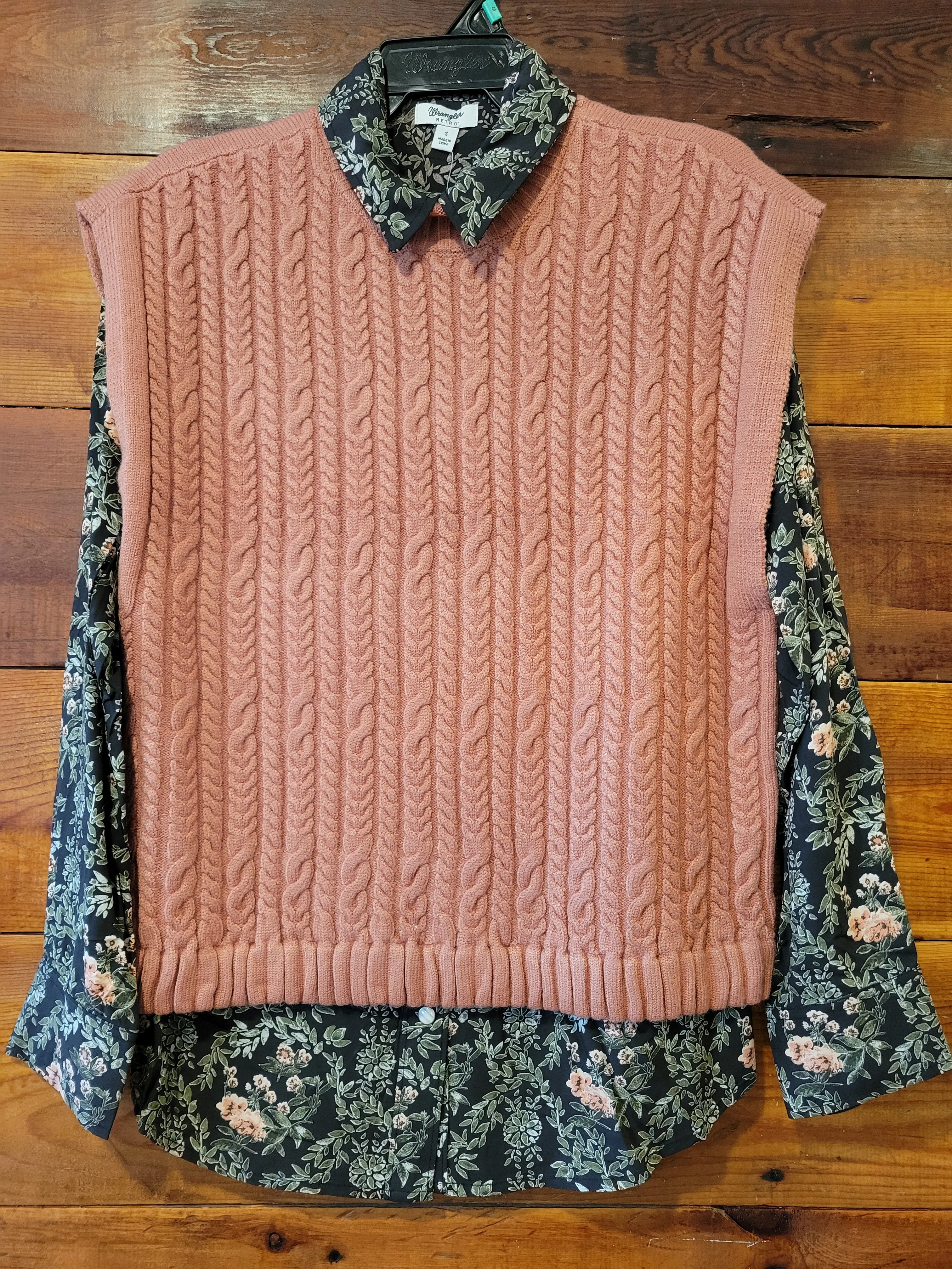 Rose Cable Knit Vest